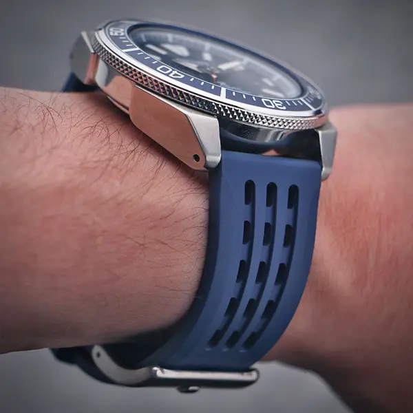 Flex Perforated FKM Strap By DASSARI #3