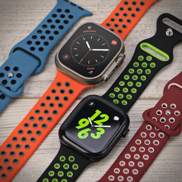 a.r24 Flatlay StrapsCo Men's Momentum Band Silicone Rubber Perforated Sport Strap for Apple Watch 38mm 40mm 41mm 42mm 44mm 45mm 46mm