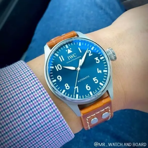 iw1 mr watch.and.board