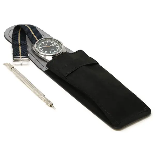 DASSARI Suede Watch Pouch With Watch